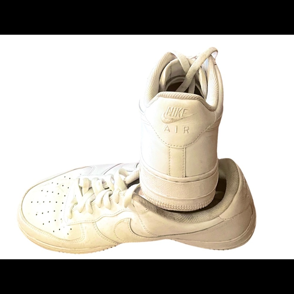 SOLD - Nike Air Force 1 ‘01, Size 11.5
